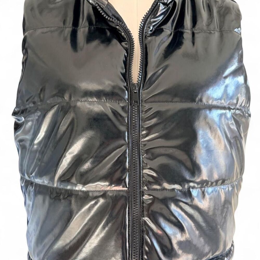 Who's That Girl Women's Medium Black Glossy Puffer Vest High Collar Y2K